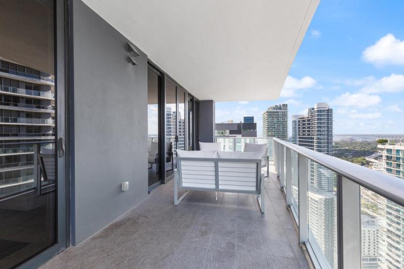 1010-Brickell-Balcony